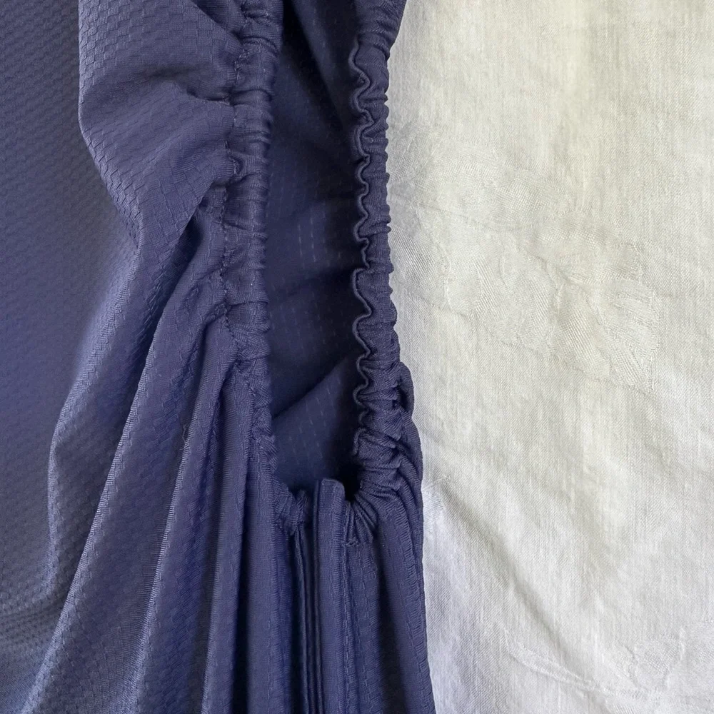 NWT - WAYF Jersey Cutout Knit Dress - Size Medium - Navy - Picture 12 of 13